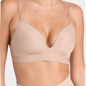 b.tempt'd by Wacoal
Opening Act Wire Free Plunge Bra